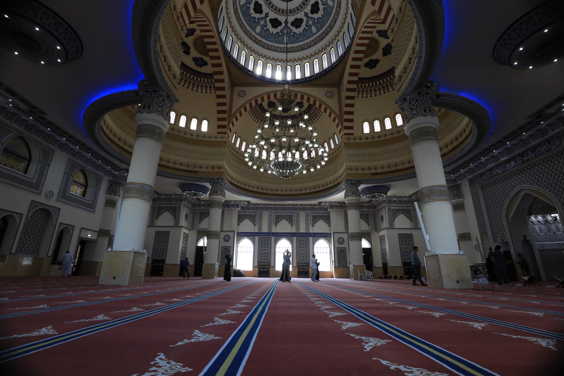Dubai City Tour with Blue Mosque and Al Khayma Heritage House - image 3